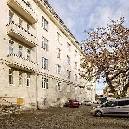 Elegant 30m2 Next To Old Town 아파트 *