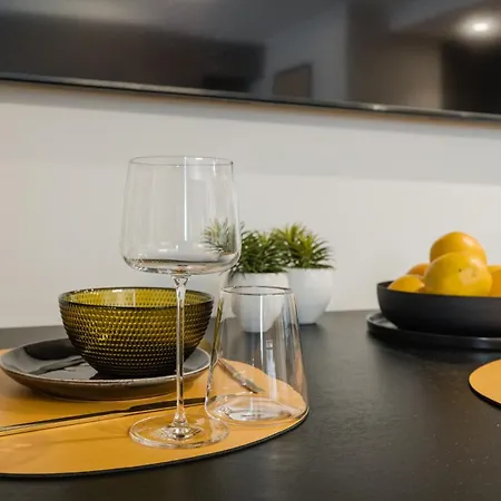 Elegant 30m2 Next To Old Town Appartement