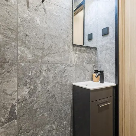 New Flat Next To Old Town