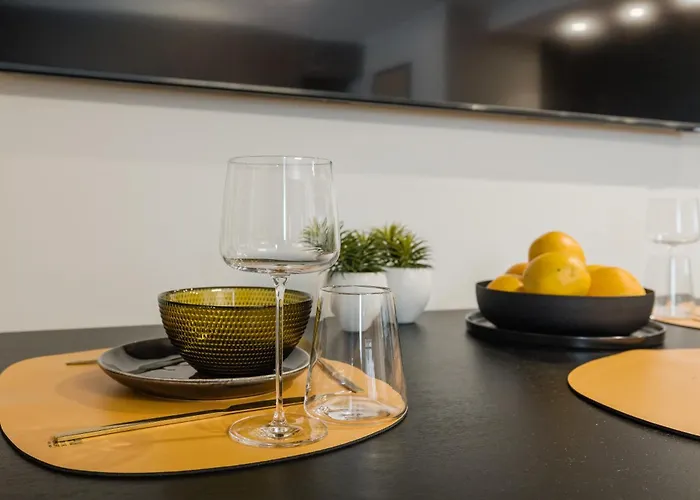 Elegant 30m2 Next To Old Town 아파트