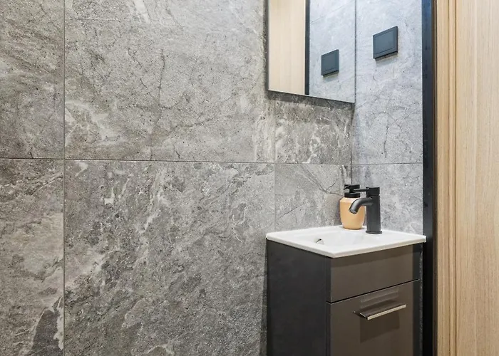 Elegant 30m2 Next To Old Town