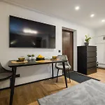 Raevala - Elegant 30sqm With Kitchenette Apartman Tallinn